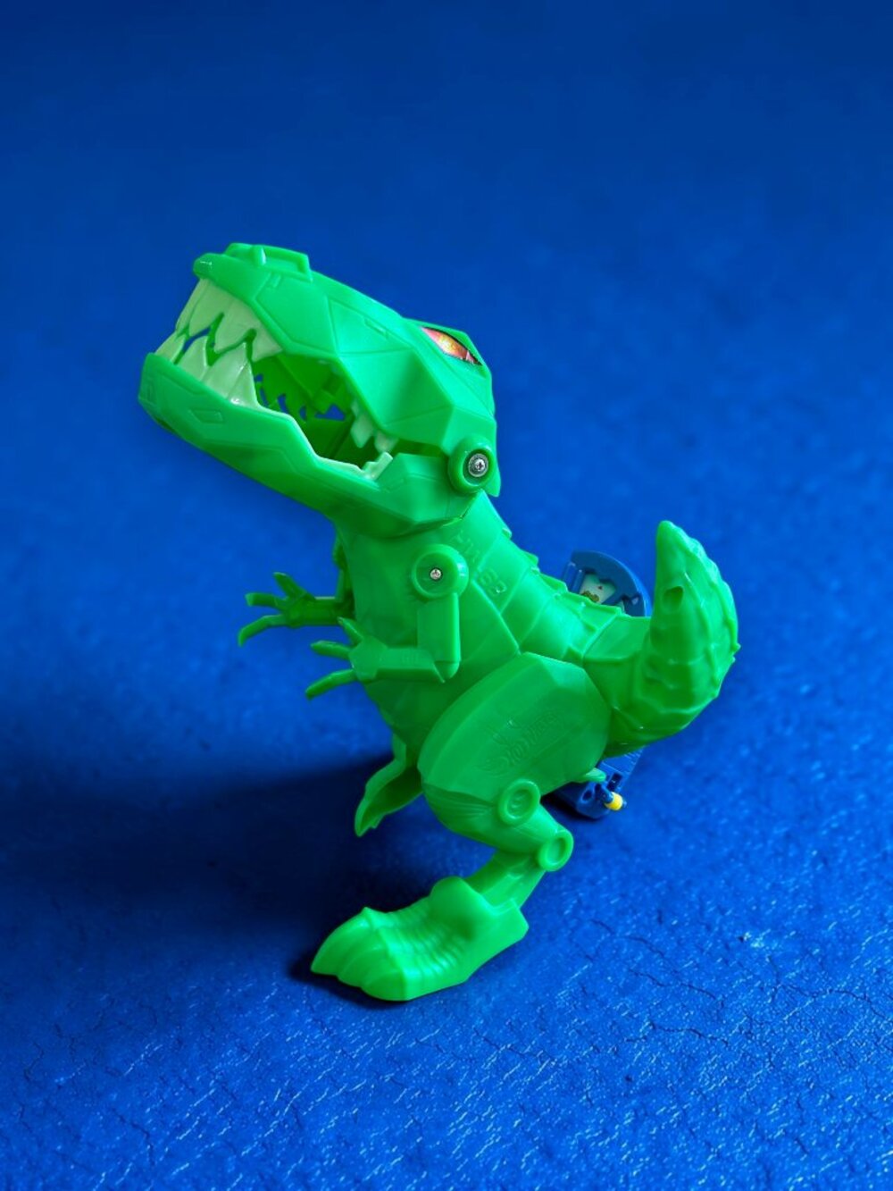 Hot Wheels Ultimate Garage Replacement Part Dinosaur T-Rex Green